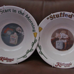 Kellogg's bowls with hangers for wall 1996
